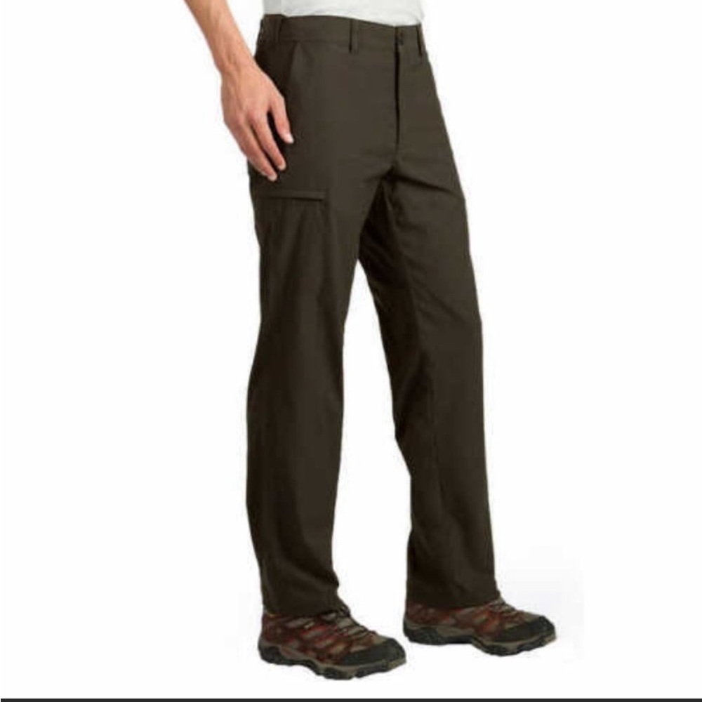 UB Tech Unionbay Men's Classic Fit
Comfort Waist Chino Pants